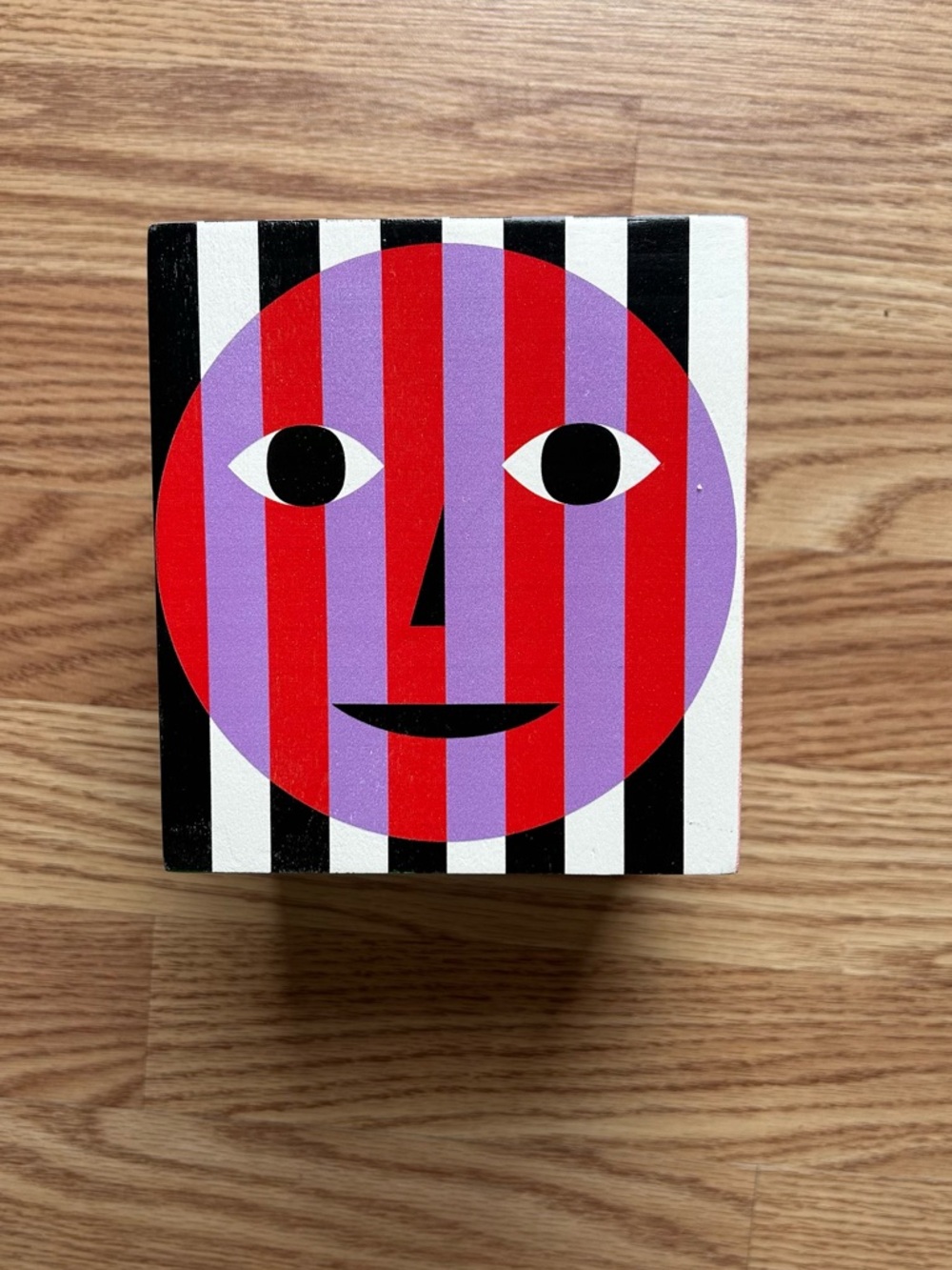 Dusen Dusen Areawhere Everybody Tissue Box
